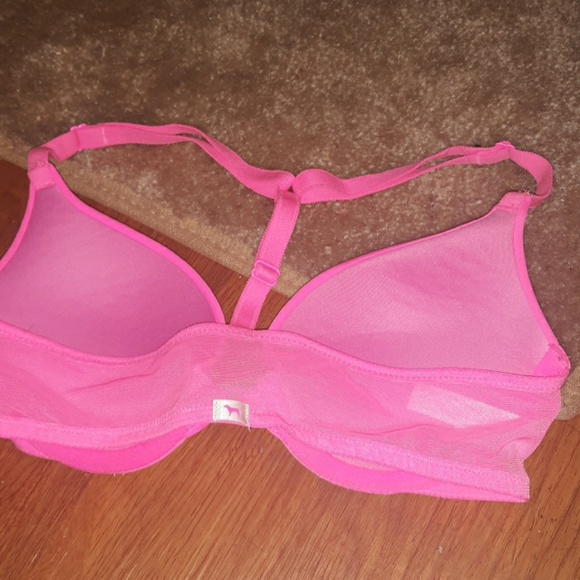 Victoria Secret Bra - Picture 2 of 3